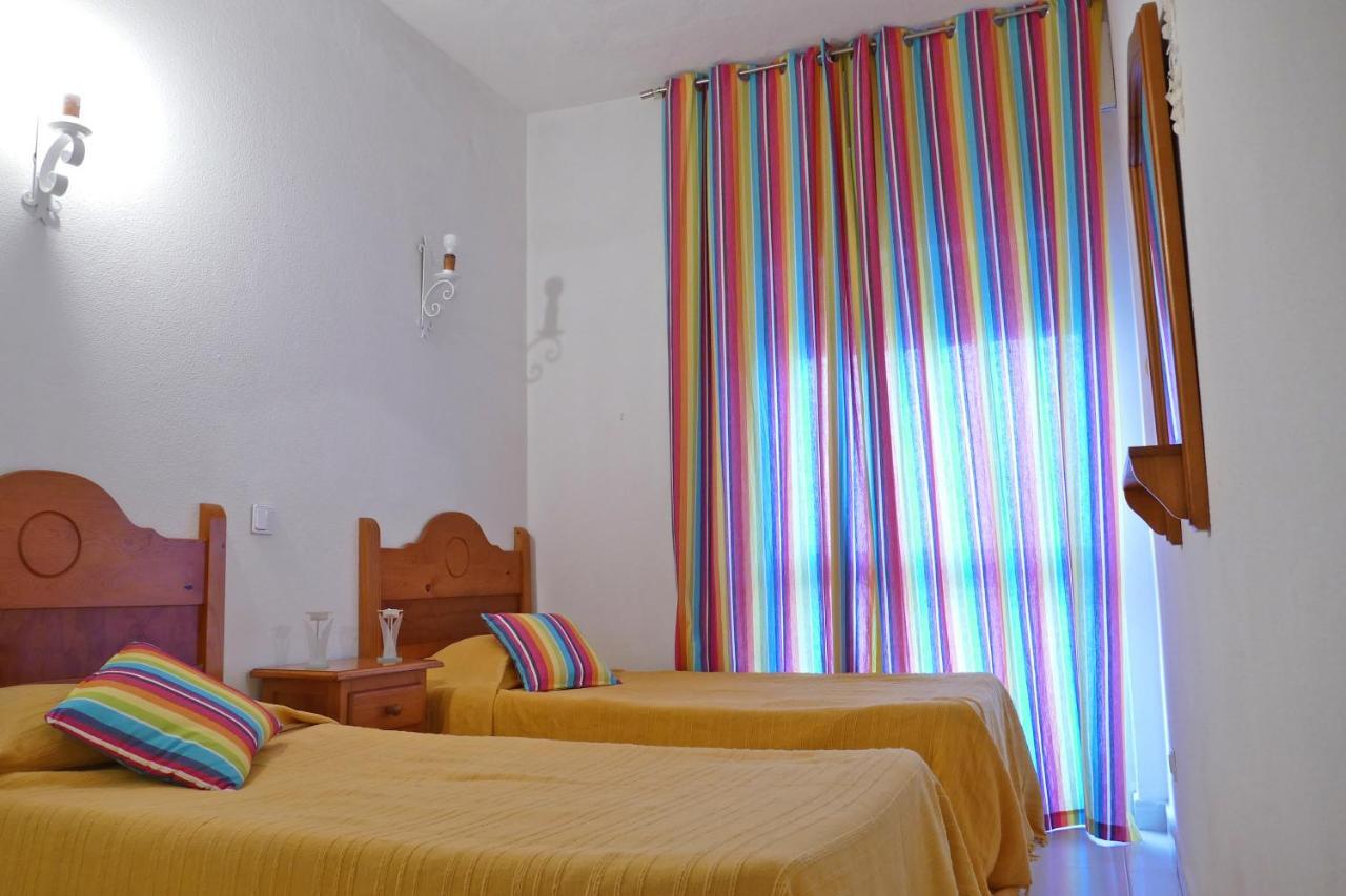 Apartamentos Barracuda Faro Room photo