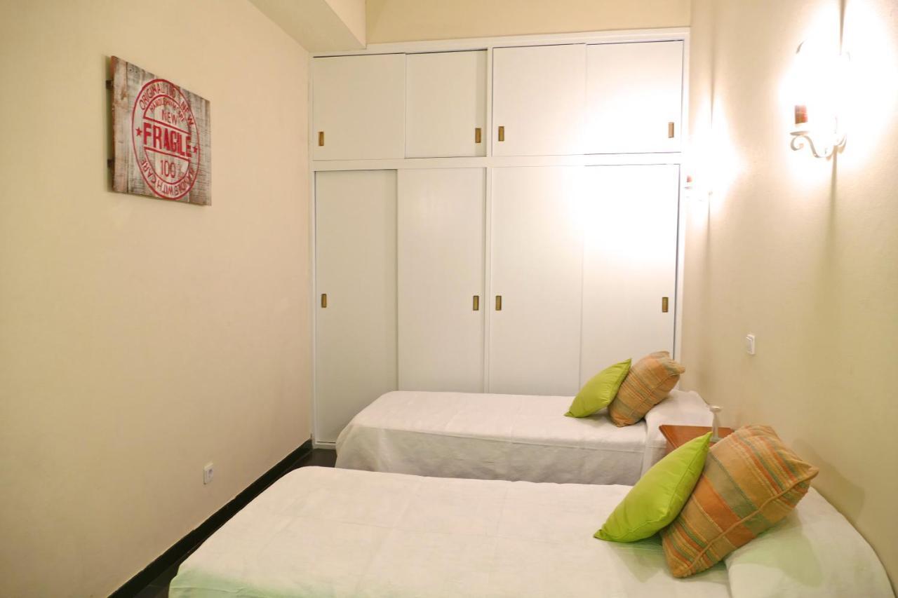 Apartamentos Barracuda Faro Exterior photo